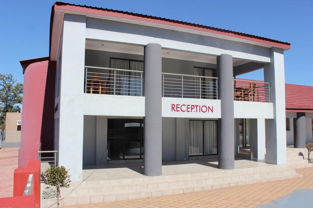 On Hill Lodge Bloemfontein Ngoại thất bức ảnh