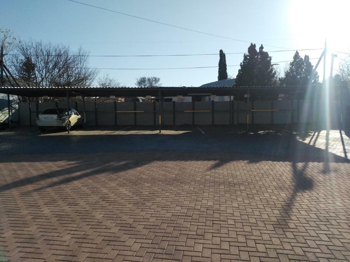 On Hill Lodge Bloemfontein Ngoại thất bức ảnh