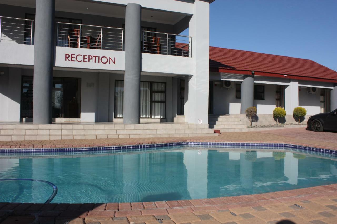 On Hill Lodge Bloemfontein Ngoại thất bức ảnh